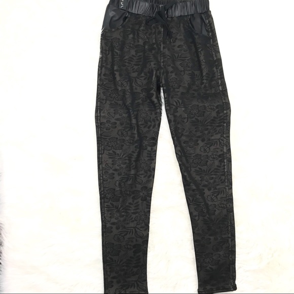 sweatpants with fur inside